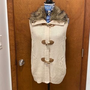 Pink Republic vest with faux fur collar size small